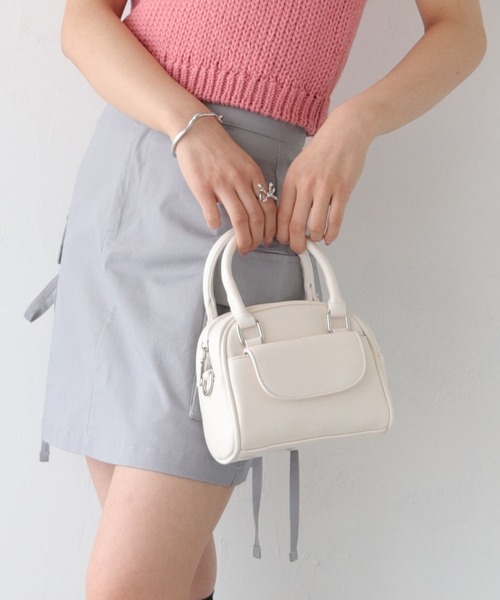 nomnom(ノムノム)の「【nomnom】ボストンミニショルダーバッグ(ショルダーバッグ・レディース・ダークブラウン/アイボリー/ブラック・FREE)」の19枚目の写真