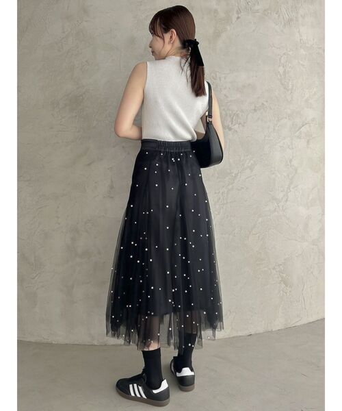 dazzlin（ダズリン）の「ラメニットノースリトップス（ニット/セーター・レディース・ベージュ/レッド/ライトグレー/チャコールグレー/オフホワイト・FREE）」の14枚目の写真