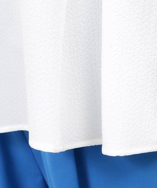 OPAQUE.CLIP（オペークドットクリップ）の「◆《STORY8月号掲載》ストレッチふくれジャカードペプラムブラウス【洗濯機洗い可】（シャツ/ブラウス・レディース・ホワイト/アイボリー/ブラック/ブルーグリーン・36/38/40/42）」の5枚目の写真