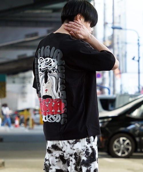 1111clothing(ワンフォークロージング)の「【unisex】ガールズイラスト Tシャツ / オーバーサイズTシャツ ビッグシルエット メンズ レディース(Tシャツ/カットソー・メンズ・ホワイト/ブラック・ONESIZE(M))」の14枚目の写真