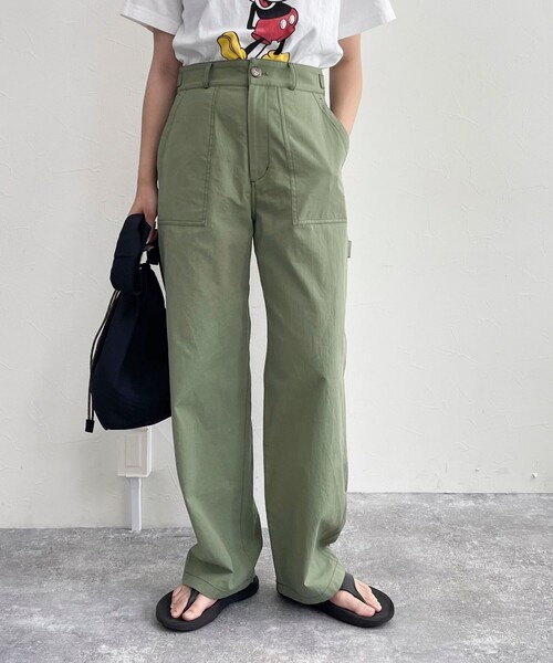 fredy emue（フレディエミュ）の「コットンラチネペインターパンツ（その他パンツ・レディース・チャコールグレー/カーキ/オフホワイト・38/36）」の3枚目の写真