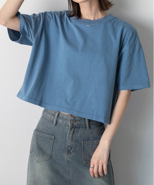 ad thie(アドティエ)の「ヴィンテージ風 ピグメントショート丈Tシャツ(Tシャツ/カットソー・レディース・チャコールグレー/ブルー/レッド/ネイビー・FREE)」の3枚目の写真