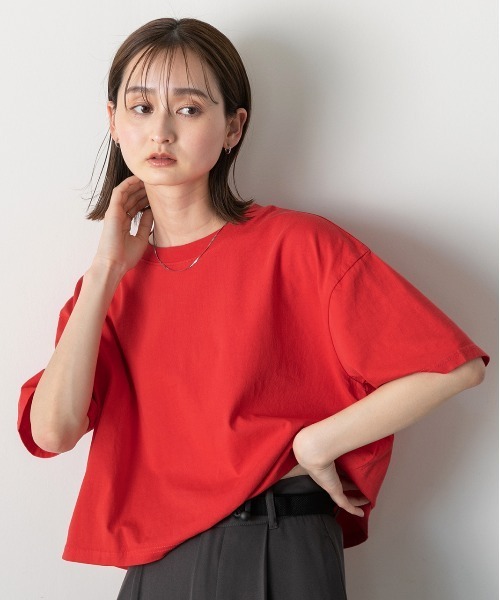 ad thie(アドティエ)の「ヴィンテージ風 ピグメントショート丈Tシャツ(Tシャツ/カットソー・レディース・チャコールグレー/ブルー/レッド/ネイビー・FREE)」の5枚目の写真