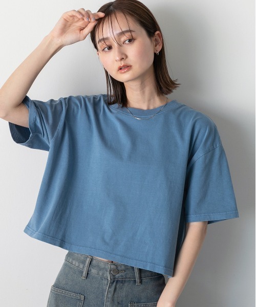 ad thie(アドティエ)の「ヴィンテージ風 ピグメントショート丈Tシャツ(Tシャツ/カットソー・レディース・チャコールグレー/ブルー/レッド/ネイビー・FREE)」の21枚目の写真