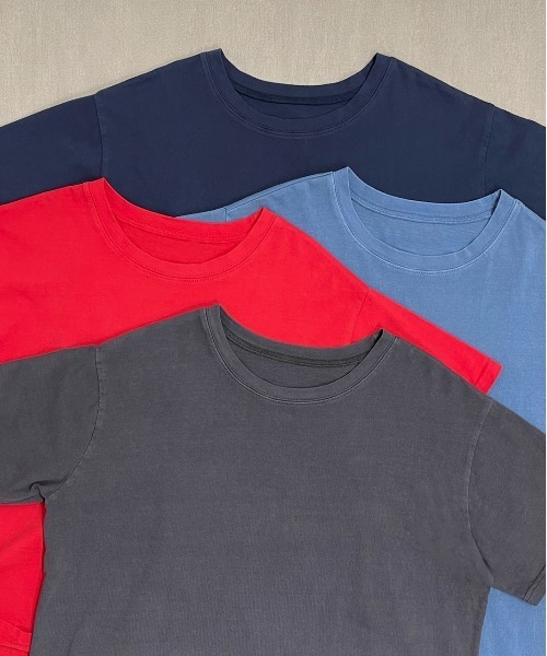ad thie(アドティエ)の「ヴィンテージ風 ピグメントショート丈Tシャツ(Tシャツ/カットソー・レディース・チャコールグレー/ブルー/レッド/ネイビー・FREE)」の10枚目の写真