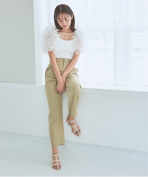 mysty woman（ミスティウーマン）の「ヨークタックテーパードパンツ 135607（スラックス・レディース・ダークブラウン/ベージュ/グレー・FREE）」の15枚目の写真