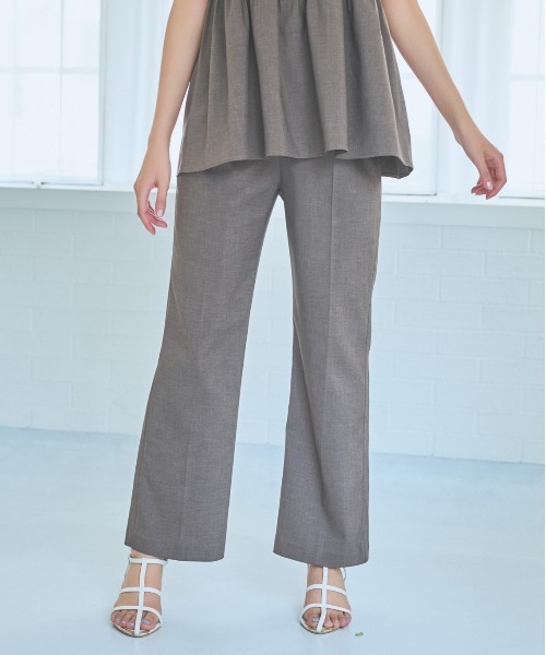 mysty woman（ミスティウーマン）の「ヨークタックテーパードパンツ 135607（スラックス・レディース・ダークブラウン/ベージュ/グレー・FREE）」の19枚目の写真