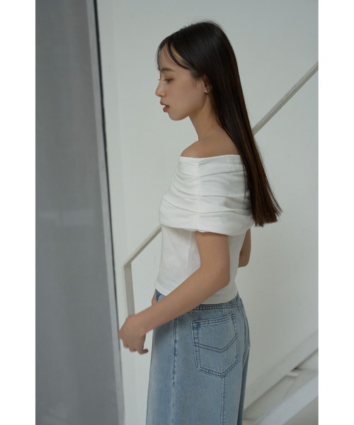 SNIDEL（スナイデル）の「オフショルカットトップス（Tシャツ/カットソー・レディース・ピンクベージュ/ブラック/ホワイト/チャコール・FREE）」の20枚目の写真