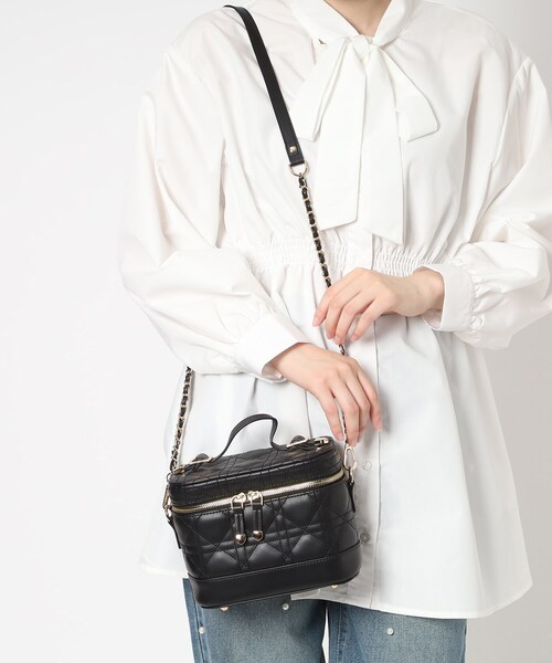 Ober Tashe（オーバータッシェ）の「キルティングバニティ3WAYショルダー（ショルダーバッグ・レディース・ピンク系/ベージュ/アイボリー/ブラック・FREE）」の21枚目の写真