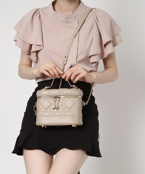 Ober Tashe（オーバータッシェ）の「キルティングバニティ3WAYショルダー（ショルダーバッグ・レディース・ピンク系/ベージュ/アイボリー/ブラック・FREE）」の19枚目の写真