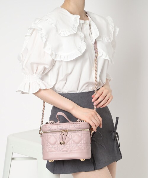 Ober Tashe（オーバータッシェ）の「キルティングバニティ3WAYショルダー（ショルダーバッグ・レディース・ピンク系/ベージュ/アイボリー/ブラック・FREE）」の10枚目の写真