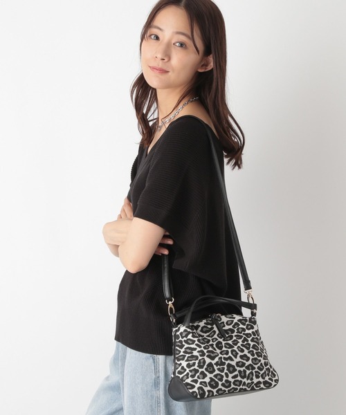 GLOBAL WORK(グローバルワーク)の「スペ軽お財布ショルダー/132336(ショルダーバッグ・レディース・シルバー/ブラック/レオパード/アニマル/アイボリー系8/ホワイト・ONE SIZE)」の12枚目の写真