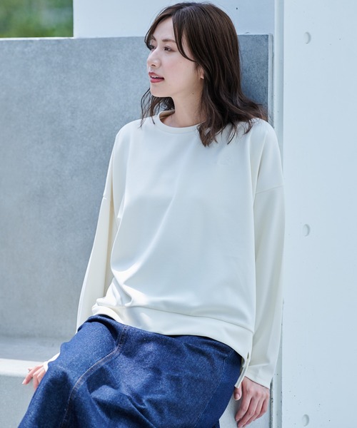 Arnold Palmer(アーノルドパーマー)の「カットカルゼ クルーネック プルオーバー(スウェット・レディース・カーキ/ブラック/アイボリー・S/L/M)」の1枚目の写真