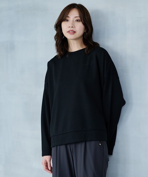 Arnold Palmer(アーノルドパーマー)の「カットカルゼ クルーネック プルオーバー(スウェット・レディース・カーキ/ブラック/アイボリー・S/L/M)」の2枚目の写真