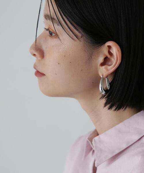 N.（N. Natural Beauty Basic）（エヌエヌナチュラルビューティーベーシック）の「◆ボリュームドロップピアス（ピアス（両耳用）・レディース・ゴールド/シルバー・ﾌﾘ-）」の8枚目の写真