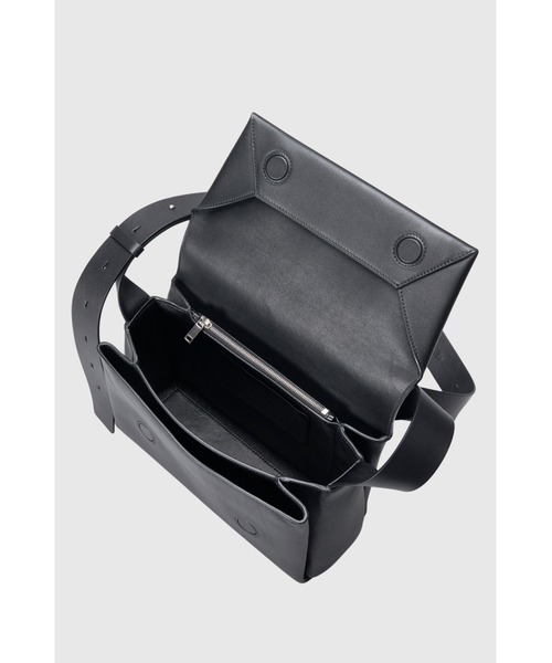 JIL SANDER（ジルサンダー）の「JIL SANDER FOLDED MESSANGER SM（メッセンジャーバッグ・メンズ・ブラック・FREE）」の6枚目の写真