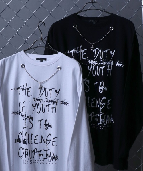 ANPAS（アンパス）の「Hard Graphic T-Shirt with Necklace/ハードグラフィック ネックレス付き 長袖Tシャツ ロンT ストリート 蝶柄 バタフライ柄 ストリート 韓国（Tシャツ/カットソー・メンズ・ホワイト系その他/ブラック系その他/ホワイト系その他2/ブラック系その他2・M/L）」の5枚目の写真