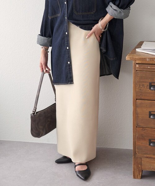 DISCOAT(ディスコート)の「【伸縮性◎/手洗い可能/前後2WAY】ナローニットスカート(スカート・レディース・レッド/ブラック/チャコールグレー/アイボリー・FREE)」の9枚目の写真