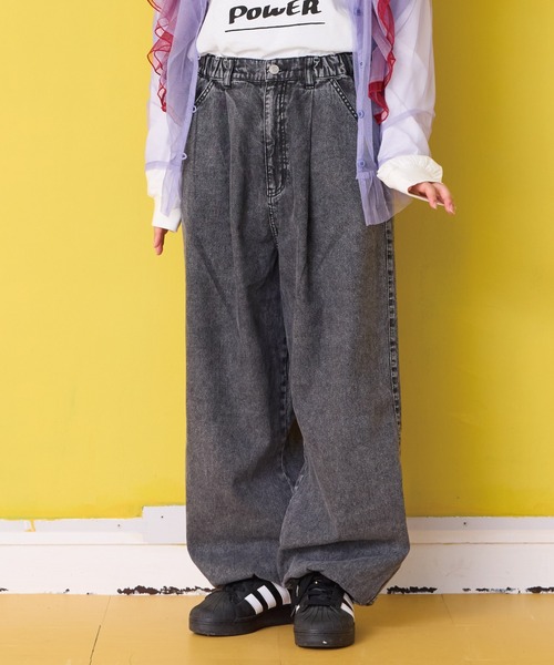 BIG FIELD（ビッグフィールド）の「デニムミリタリータックパンツ/おとな（デニムパンツ・レディース・ブラック/ブルー・160cm）」の3枚目の写真