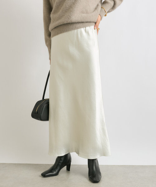 RIVE DROITE（リヴドロワ）の「【華やかな光沢感】ワッシャーサテンバイアススカート（スカート・レディース・ピンク/カーキ/オフホワイト・38/36）」の2枚目の写真