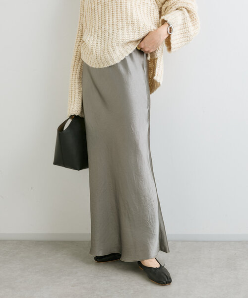 RIVE DROITE（リヴドロワ）の「【華やかな光沢感】ワッシャーサテンバイアススカート（スカート・レディース・ピンク/カーキ/オフホワイト・38/36）」の3枚目の写真