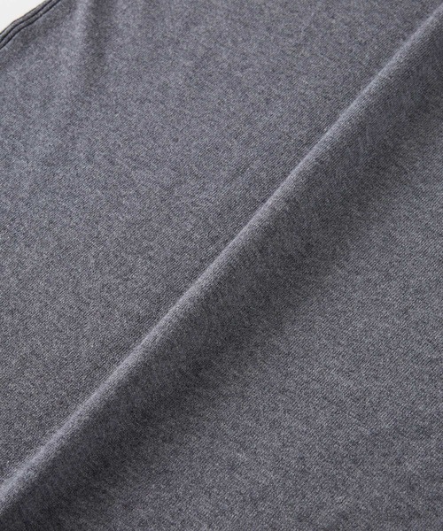 BARNYARDSTORM（バンヤードストーム）の「BARNYARDSTORM / タートルスリットニット【WEB限定カラー・WEB限定サイズL】ハンドウォッシャブル（ニット/セーター・レディース・ブラック/オフホワイト/グリーン/ホワイト×ブラック/グレー系その他/チャコール/レッド・S/M/L）」の17枚目の写真