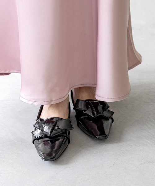 menue（メヌエ）の「リボンモチーフ オペラシューズ（ローファー・レディース・ブラック/シルバー/アイボリー/ブラック系・22.5cm/26.0cm/21.5cm/22.0cm/23.5cm/24.5cm/25.5cm/23.0cm/24.0cm/25.0cm）」の13枚目の写真