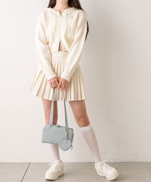 OLIVE des OLIVE（オリーブデオリーブ）の「ヨークレースミニプリーツスカート（スカート・レディース・ベージュ/チャコールグレー/オフホワイト・FREE）」の15枚目の写真