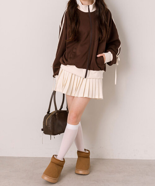 OLIVE des OLIVE（オリーブデオリーブ）の「ヨークレースミニプリーツスカート（スカート・レディース・ベージュ/チャコールグレー/オフホワイト・FREE）」の19枚目の写真