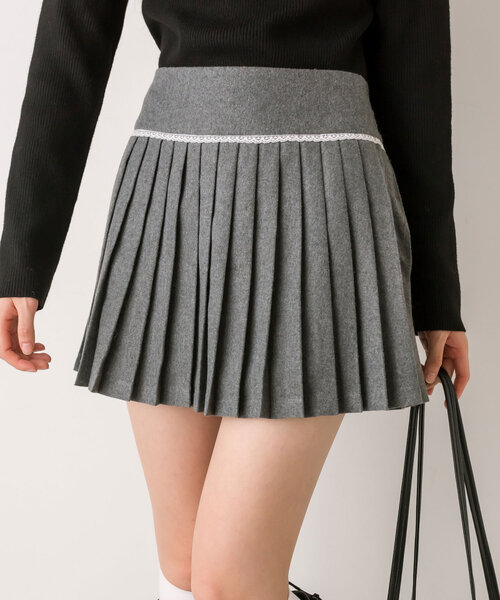 OLIVE des OLIVE（オリーブデオリーブ）の「ヨークレースミニプリーツスカート（スカート・レディース・ベージュ/チャコールグレー/オフホワイト・FREE）」の20枚目の写真