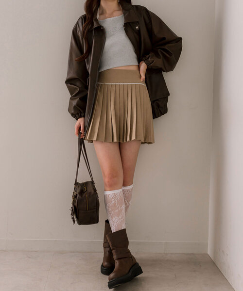 OLIVE des OLIVE（オリーブデオリーブ）の「ヨークレースミニプリーツスカート（スカート・レディース・ベージュ/チャコールグレー/オフホワイト・FREE）」の8枚目の写真