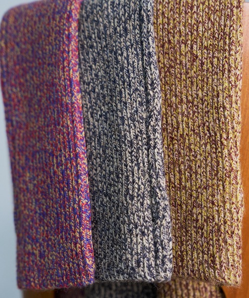 oll（オール）の「Arm and Foot cover（アームカバー・レディース・レッド/マスタード/グレイッシュベージュ・FREE）」の4枚目の写真