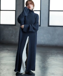 Soiunique（スワユニーク）の「スリット入りロング丈ニットワンピース ［Soiunique］（ワンピース）」