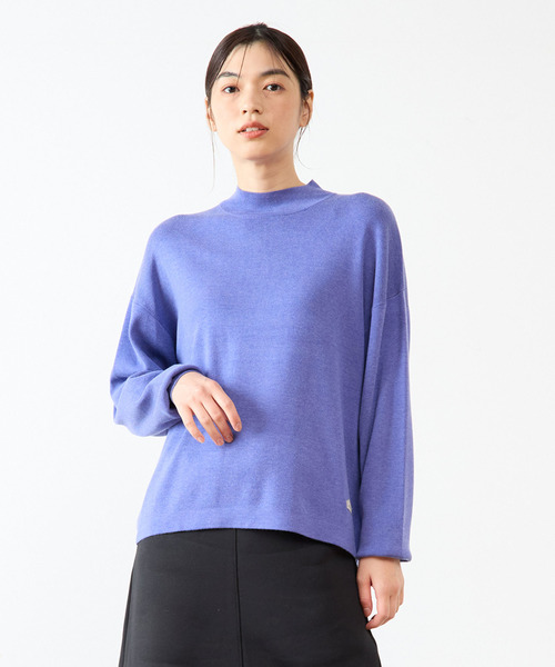 LOGEMENT DE CLAIRE(ロジュモンドクレール)の「モックネックプルオーバー(ニット/セーター・レディース・ベージュ/イエロー/ブルー/ブラック・FREE)」の4枚目の写真