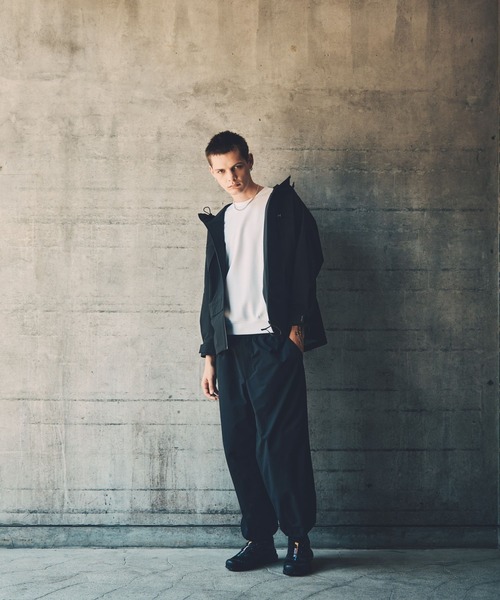 HEREIAM（ヘレイアム）の「【HEREIAM MEN】ミラーロゴクルーネックスウェット（スウェット・メンズ・ブラック/杢グレー/ホワイト・MEDIUM/LARGE）」の20枚目の写真