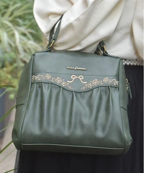 axes femme(アクシーズファム)の「刺繍デザインギャザーボストン(ボストンバッグ・レディース・ワイン/ブラック/ダークグリーン・FREE)」の2枚目の写真