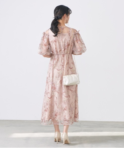 Cupid Heart(キューピッドハート)の「【Cupid Heart】結婚式用!タックデザイン・マグネット式パーティーバッグ(ショルダーバッグ・レディース・ブラック/シルバー/ベージュ・MEDIUM)」の18枚目の写真