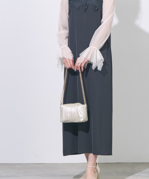 Cupid Heart(キューピッドハート)の「【Cupid Heart】結婚式用!タックデザイン・マグネット式パーティーバッグ(ショルダーバッグ・レディース・ブラック/シルバー/ベージュ・MEDIUM)」の17枚目の写真