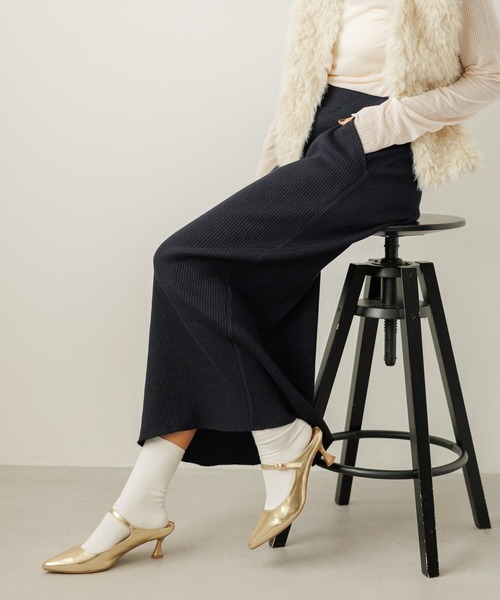 BAYFLOW（ベイフロー）の「[高い伸縮性で動きやすい]リブスカート（スカート・レディース・イエロー/ブルー/ブラック/アイボリー・SMALL/MEDIUM）」の10枚目の写真