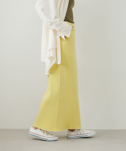 BAYFLOW（ベイフロー）の「[高い伸縮性で動きやすい]リブスカート（スカート・レディース・イエロー/ブルー/ブラック/アイボリー・SMALL/MEDIUM）」の17枚目の写真