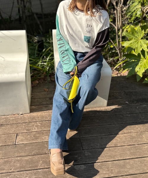 mi via loca（ミヴィアロカ）の「Vintageライク CATネーム 袖ロゴ リンガーロンT（Tシャツ/カットソー・レディース・ベージュ/オフホワイト/ホワイト系その他・FREE）」の5枚目の写真