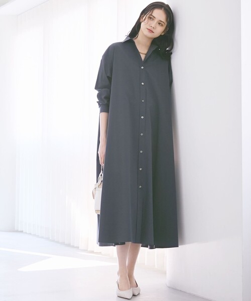 23区（ニジュウサンク）の「【SLOW/一部店舗限定】タンブラーコットンブロード シャツワンピース（シャツワンピース・レディース・ホワイト系/ダルブルー系/ブルー系・38）」の12枚目の写真