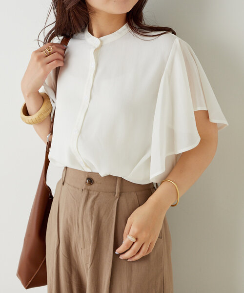 continuer de NICE CLAUP(コンティニューデナイスクラップ)の「【WEB限定】【リバイバルアイテム】10色展開、シフォン楊柳ブラウス(シャツ/ブラウス・レディース・ブラック/グレー/アイボリー/ロイヤルブルー/ブルー系その他/ブラック系その他/ホワイト系その他/グレイッシュベージュ/ライトブルーグレー/グレー系その他2・FREE)」の2枚目の写真