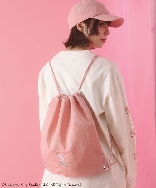 Green　Parks（グリーンパークス）の「■WICKED アイコン刺繍ナップサック（バックパック/リュック・レディース・ブラック/ピンク・FREE）」の12枚目の写真