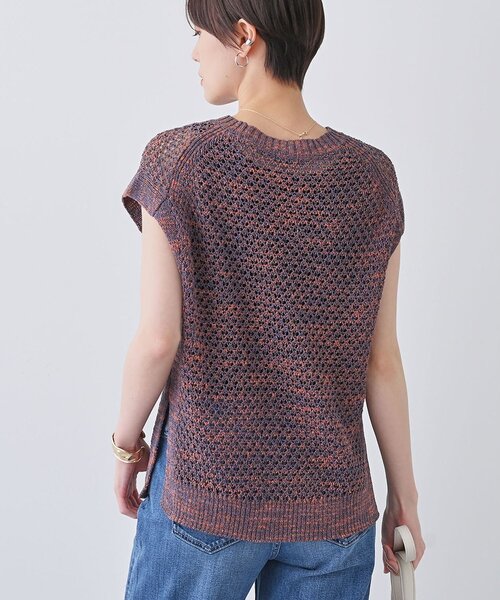 INDIVI（インディヴィ）の「【ファンシー素材】透かし柄ニットベスト（ベスト・レディース・チャコール/オレンジ系4/ベージュ系3・13/15 /38/05）」の14枚目の写真