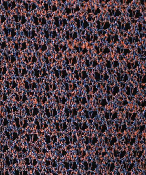 INDIVI（インディヴィ）の「【ファンシー素材】透かし柄ニットベスト（ベスト・レディース・チャコール/オレンジ系4/ベージュ系3・13/15 /38/05）」の16枚目の写真