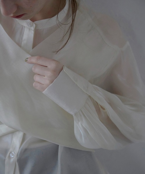 MINERTE(ミネルテ)の「【MINERTE】cross design blouse / 変形ブラウス(シャツ/ブラウス・レディース・ネイビー/アイボリー/ライトベージュ・FREE)」の16枚目の写真