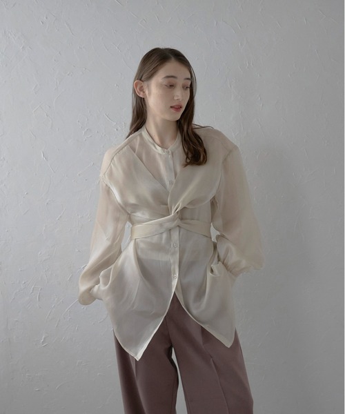 MINERTE(ミネルテ)の「【MINERTE】cross design blouse / 変形ブラウス(シャツ/ブラウス・レディース・ネイビー/アイボリー/ライトベージュ・FREE)」の18枚目の写真