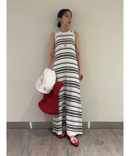 Mila Owen（ミラオーウェン）の「クルーネックアメスリニット