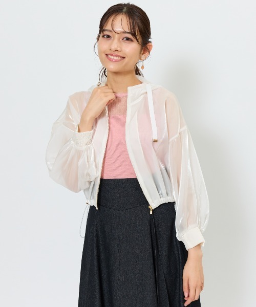 AND COUTURE（アンドクチュール）の「シャイニーシアーマンパ（ブルゾン・レディース・オフホワイト/ベージュ/ブラック/ライトグレー/ピンク・FREE）」の2枚目の写真
